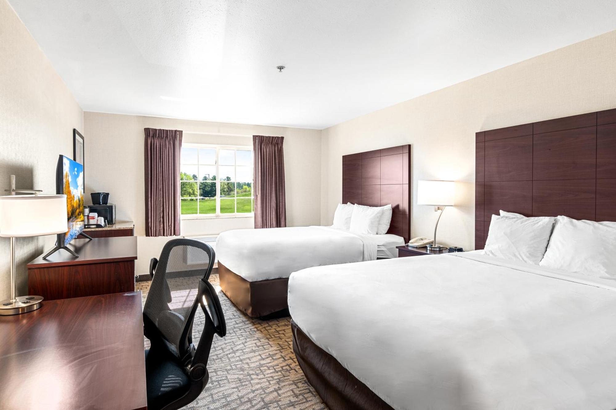 Boarders Inn & Suites By Cobblestone Hotels - Shawano Exterior photo