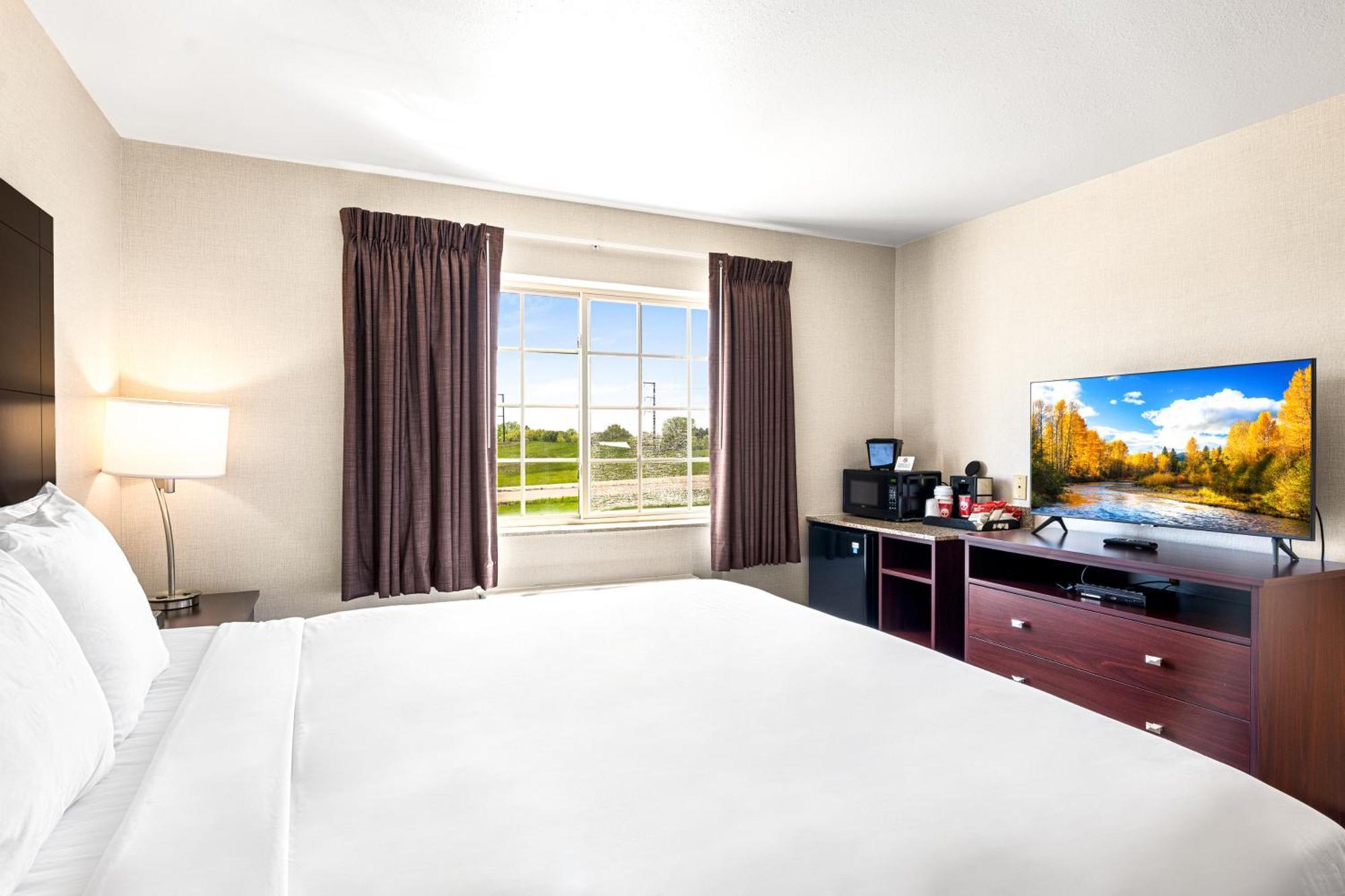 Boarders Inn & Suites By Cobblestone Hotels - Shawano Exterior photo